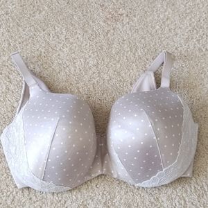 38G Back smoothing bra